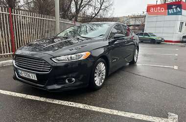Седан Ford Fusion 2013 в 