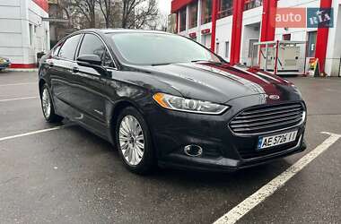 Седан Ford Fusion 2013 в 