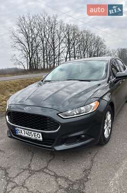 Седан Ford Fusion 2015 в 