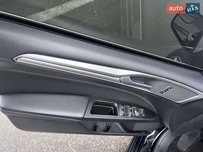 Седан Ford Fusion 2016 в Запорожье
