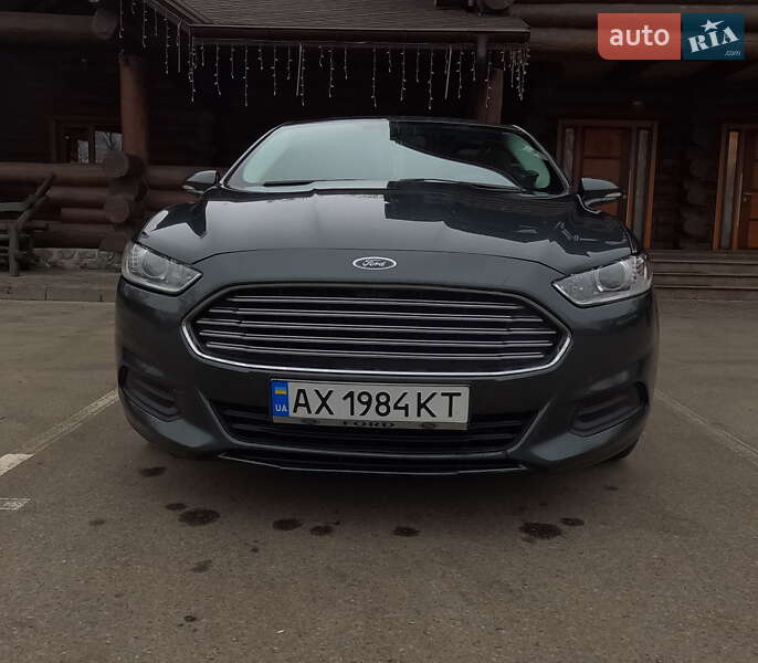 Седан Ford Fusion 2014 в Чугуеве