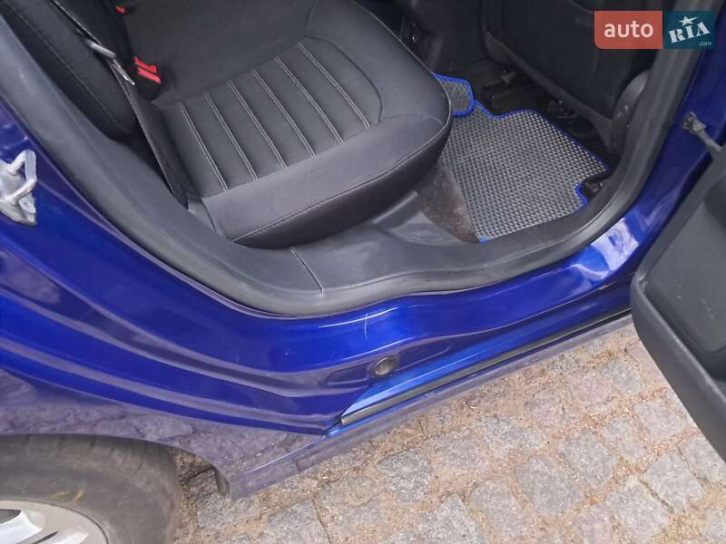 Седан Ford Fusion 2014 в Каневе фото 55 Седан Ford Fusion 2014 в Каневе