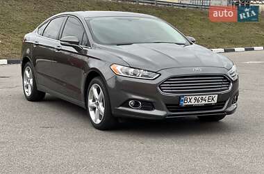 Седан Ford Fusion 2015 в Києві