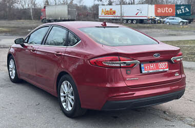 Седан Ford Fusion 2020 в Лубнах