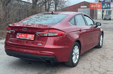 Седан Ford Fusion 2020 в Лубнах