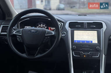 Седан Ford Fusion 2020 в Лубнах