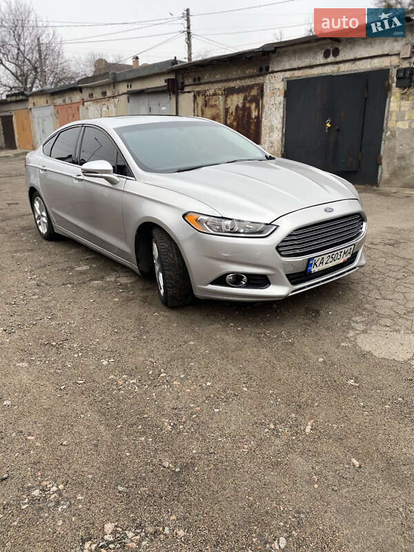 Седан Ford Fusion 2013 в Киеве