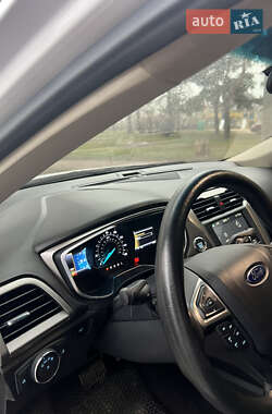 Седан Ford Fusion 2016 в Киеве