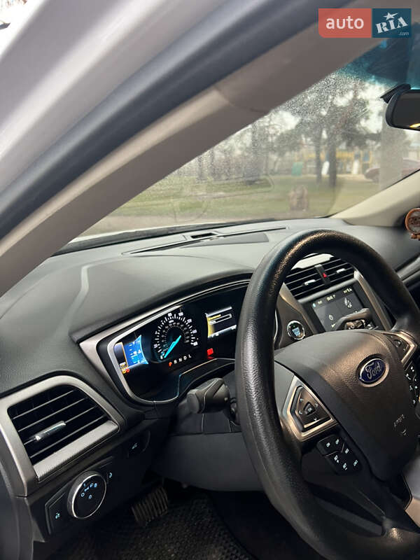 Седан Ford Fusion 2016 в Киеве