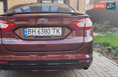 Седан Ford Fusion 2014 в 