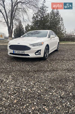 Седан Ford Fusion 2019 в Кривом Роге