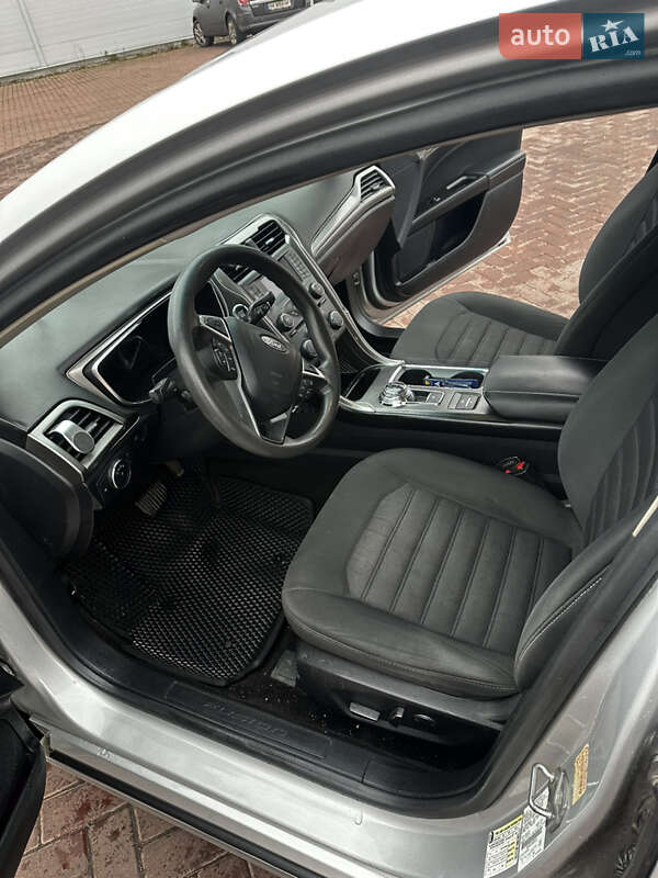 Седан Ford Fusion 2017 в Ровно фото 10 Седан Ford Fusion 2017 в Ровно