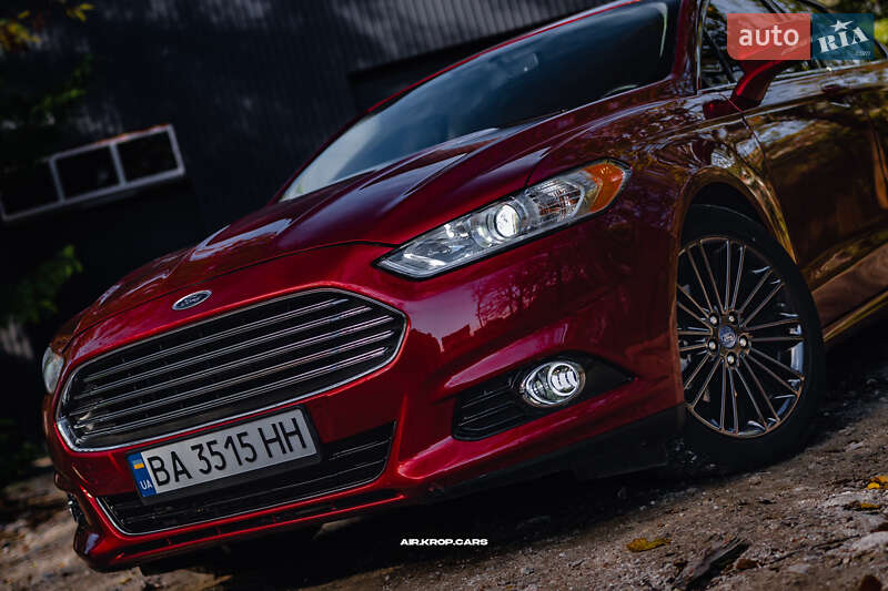 Седан Ford Fusion 2015 в Кропивницком