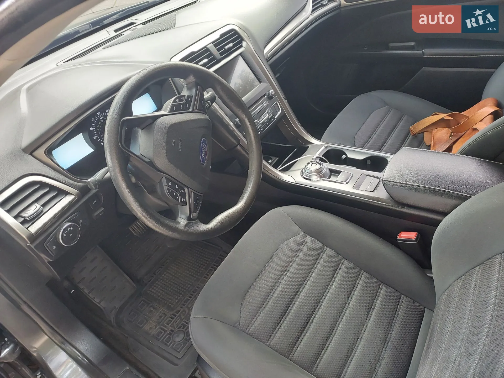2017 Ford Fusion - мініатюра 19