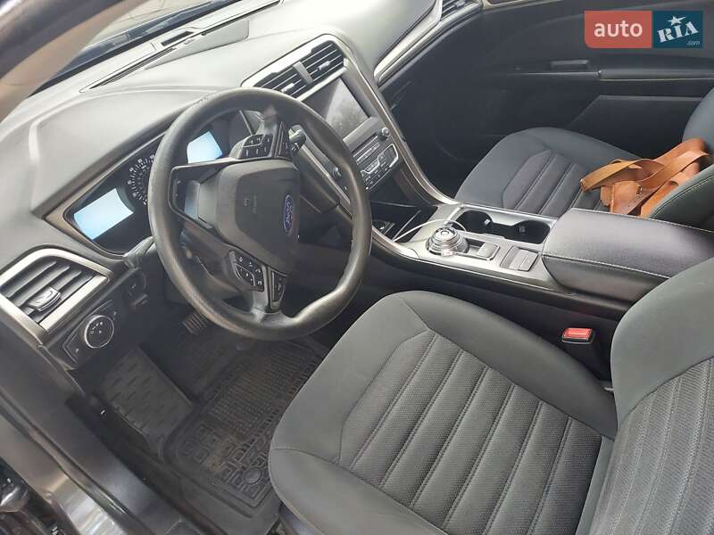 Седан Ford Fusion 2017 в Кропивницком
