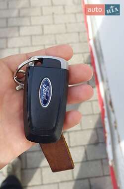 Седан Ford Fusion 2017 в Кропивницком