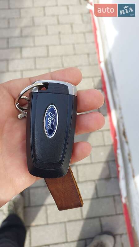 Седан Ford Fusion 2017 в Кропивницком