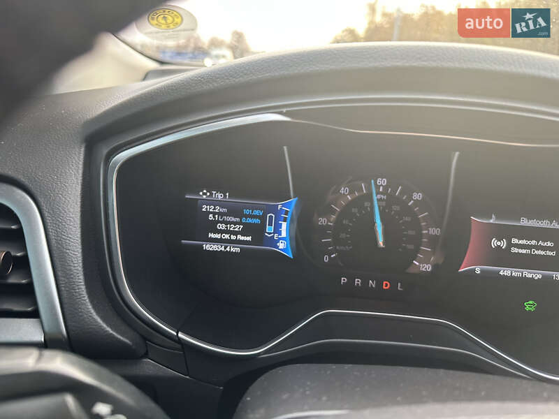 Седан Ford Fusion 2015 в Одесі