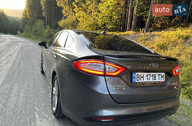Седан Ford Fusion 2015 в Одессе