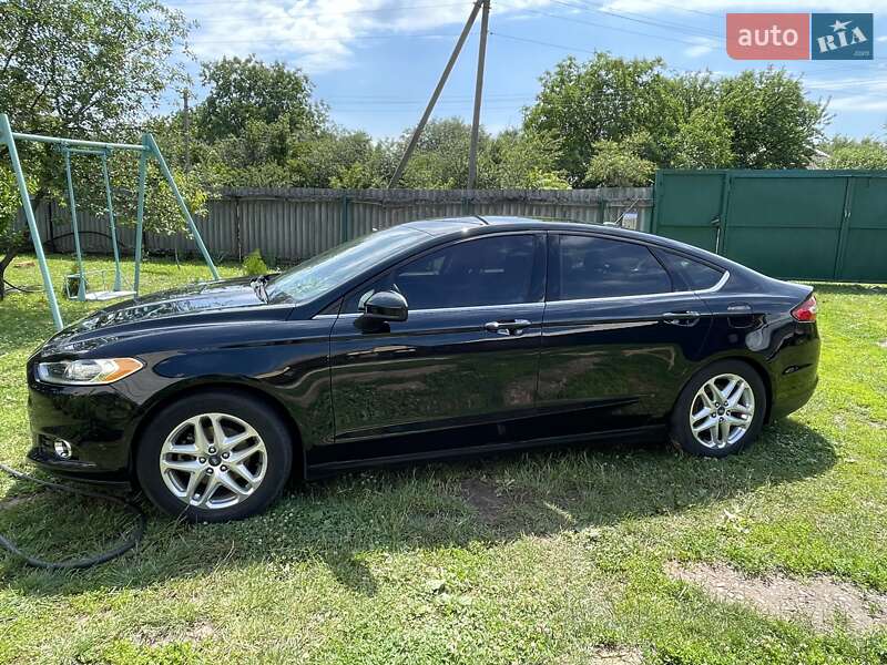Седан Ford Fusion 2013 в Харкові