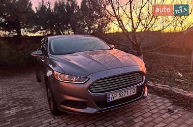 Седан Ford Fusion 2013 в 