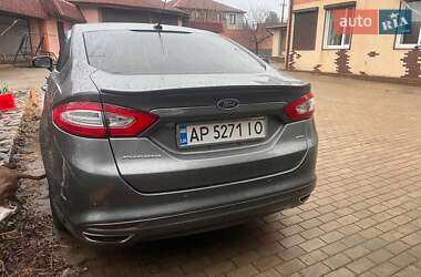 Седан Ford Fusion 2013 в 