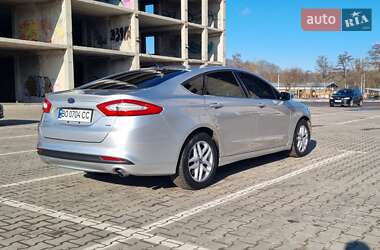 Седан Ford Fusion 2015 в 