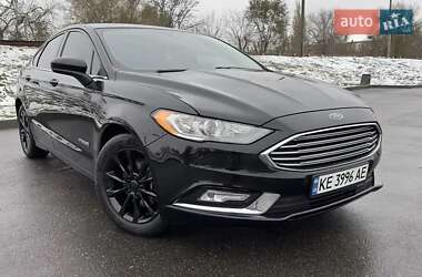 Седан Ford Fusion 2017 в 