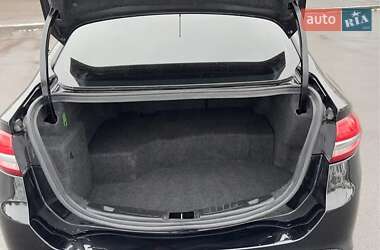 Седан Ford Fusion 2017 в 