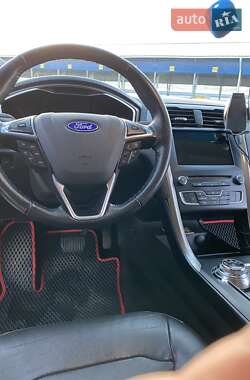 Седан Ford Fusion 2016 в Одессе