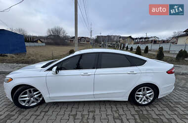 Седан Ford Fusion 2014 в 