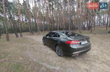 Седан Ford Fusion 2016 в 