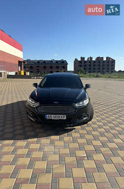 Седан Ford Fusion 2013 в 
