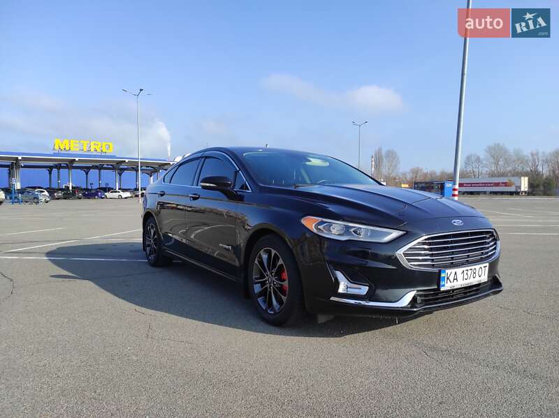 Седан Ford Fusion 2018 в Киеве