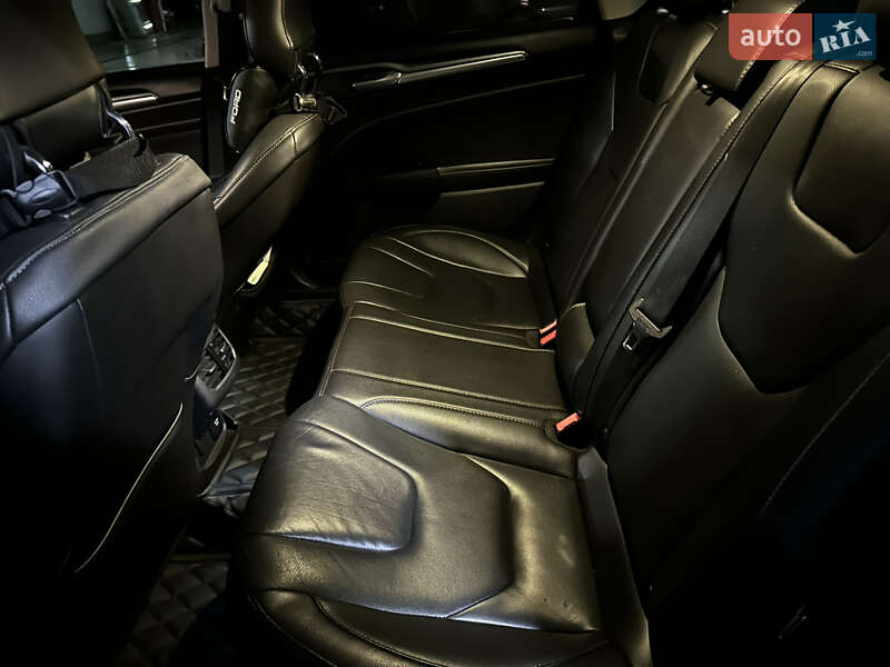 Седан Ford Fusion 2014 в Одесі