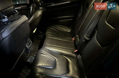 Седан Ford Fusion 2014 в 