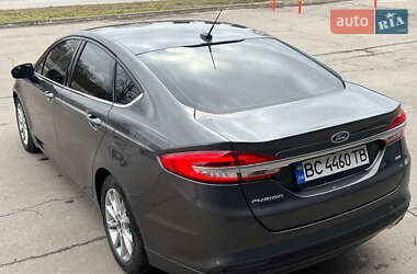 Седан Ford Fusion 2016 в Львові