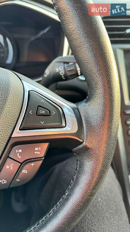 Седан Ford Fusion 2016 в Києві