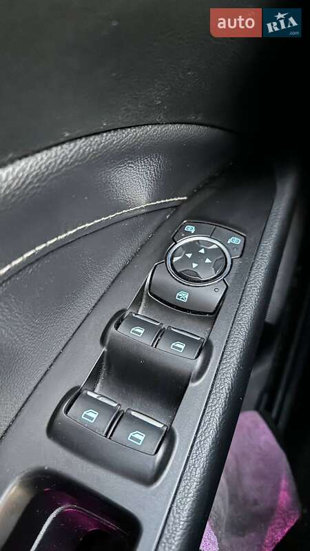 Седан Ford Fusion 2016 в Києві