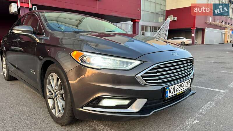 Седан Ford Fusion 2016 в Києві
