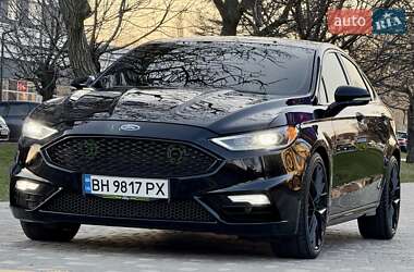 Седан Ford Fusion 2017 в 