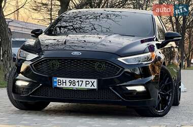Седан Ford Fusion 2017 в 