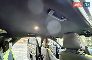 Седан Ford Fusion 2017 в 