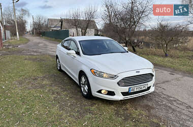 Седан Ford Fusion 2015 в Киеве