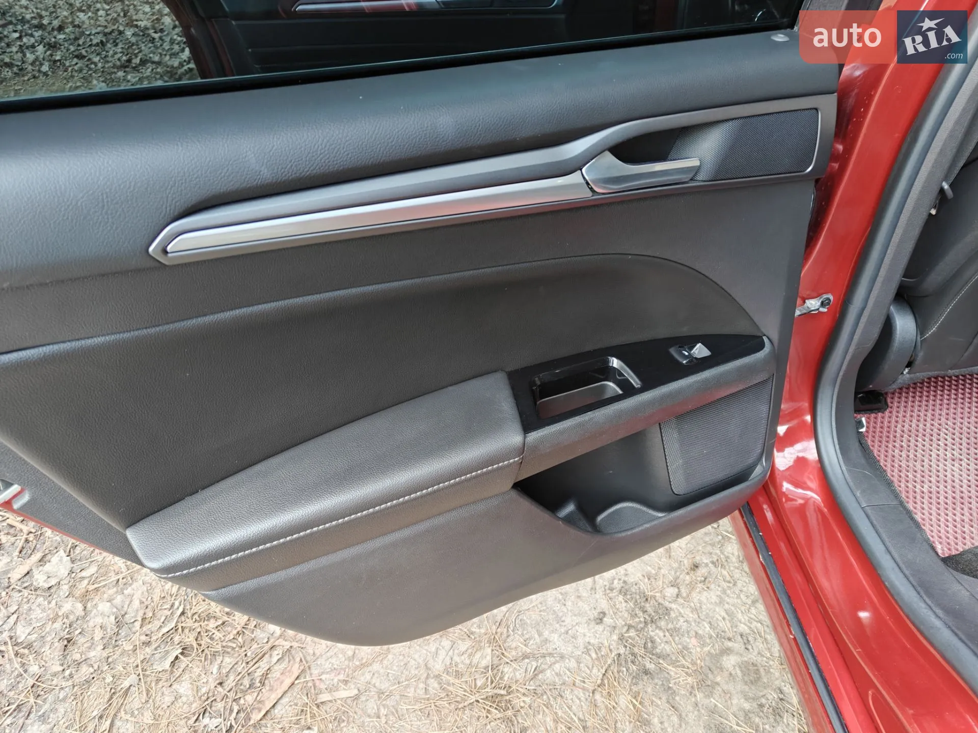 2016 Ford Fusion - мініатюра 26