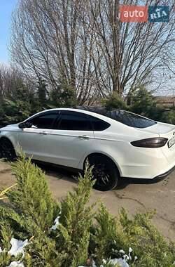 Седан Ford Fusion 2013 в Новомосковске