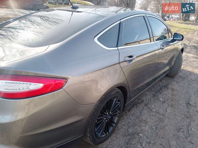 Седан Ford Fusion 2014 в Первомайске