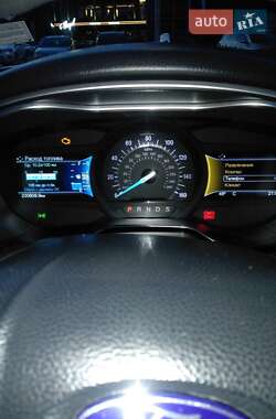 Седан Ford Fusion 2015 в 
