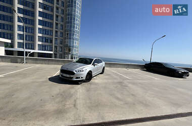 Седан Ford Fusion 2015 в Кривом Роге