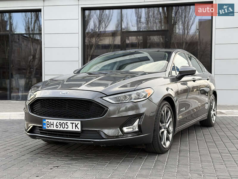 Седан Ford Fusion 2019 в Одессе